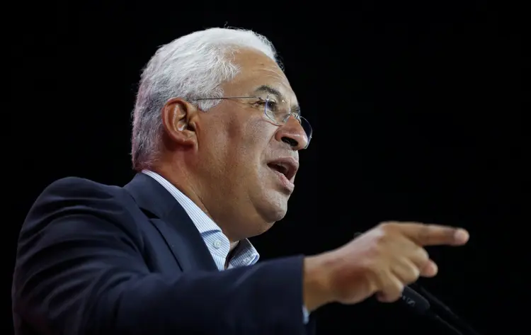 ANTÓNIO COSTA: partido do primeiro-ministro governa hoje com apoio de dois grupos de extrema-esquerda, em uma coalizão batizada de "geringonça" (Rafael Marchante/Reuters)