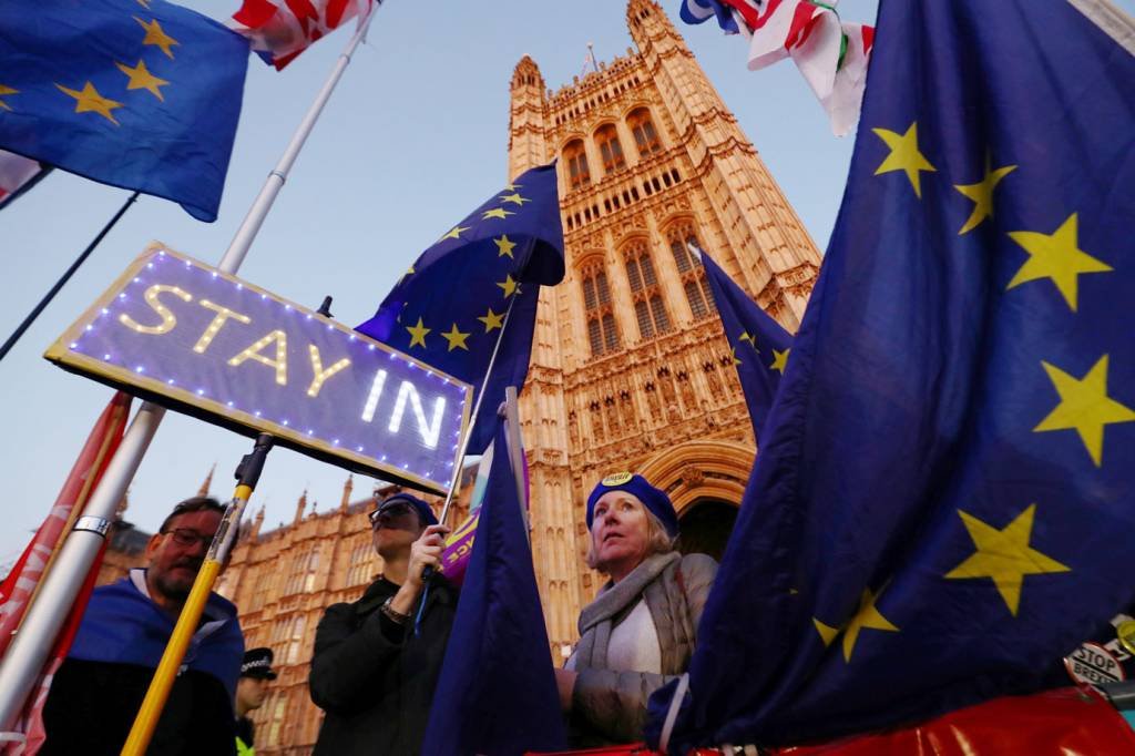 Parlamento Europeu é favorável a adiar Brexit até 31 de janeiro