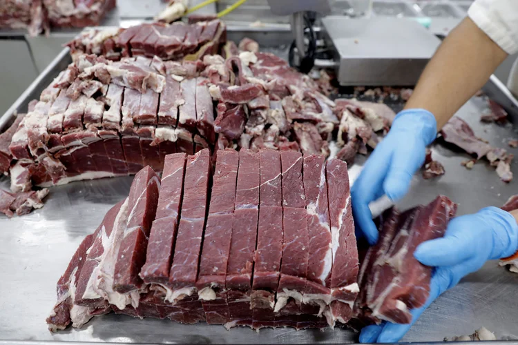 Carnes: com operação, Minerva Foods quer aumentar a distribuição do produto na China (Paulo Whitaker/Reuters)