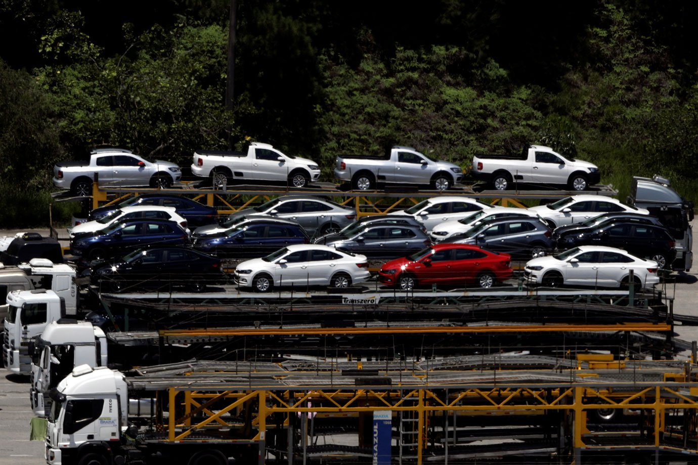 Anfavea reduz previsão para produção de veículos no Brasil este ano