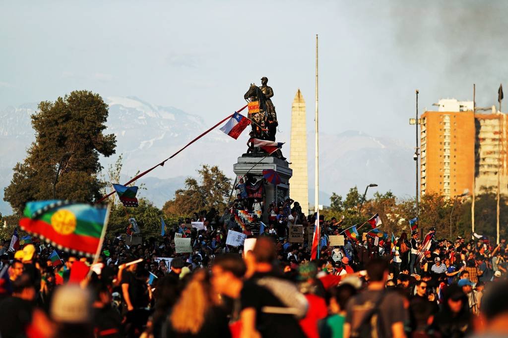 Protestos no Chile: para especialistas, agenda de governo de Piñera foi por água abaixo com protestos (Henry Romero/Reuters)