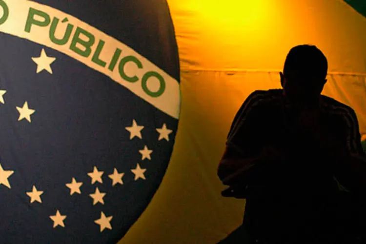 Análise: Segundo projeções do Banco Mundial, até 2022, cerca de 26% dos servidores federais terão se aposentado. (Julio Aguiar/Creative Commons)