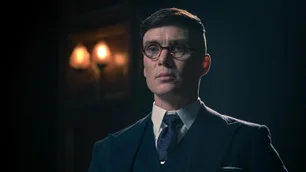 Imagem referente à matéria: Terno de Thomas Shelby em 'Peaky Blinders' será leiloado; veja o valor estimado