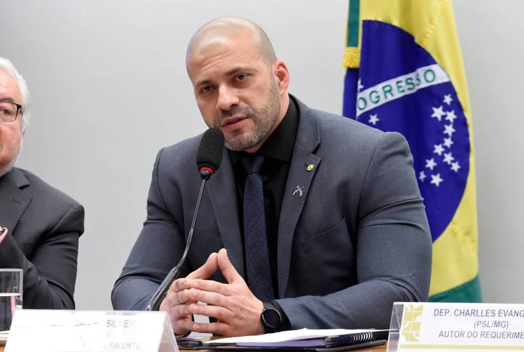 Moraes expediu mandado de prisão em flagrante por crime inafiançável contra Daniel Silveira (Reila Maria/Agência Câmara)