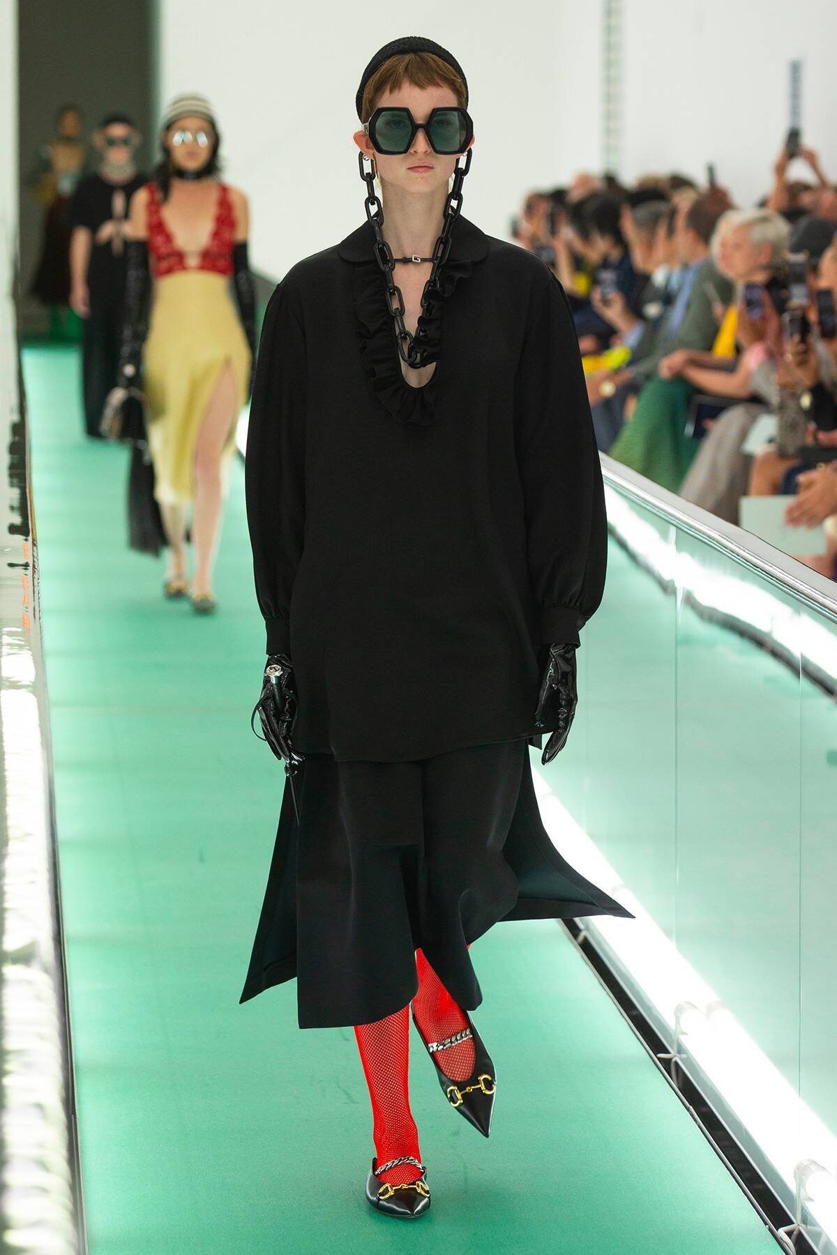 O que pode mudar na Gucci e outras marcas da Kering com a chegada de Luca de Meo?