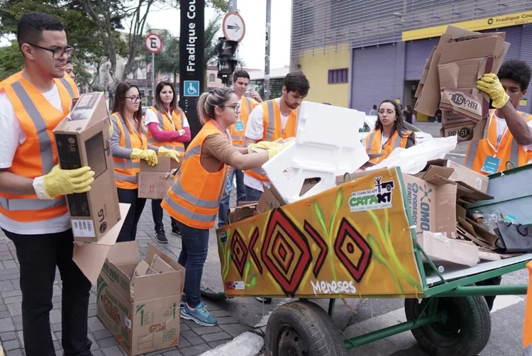 Dinâmica: os profissionais recém-formados nas ruas de São Paulo (Votorantim Cimentos/Divulgação)