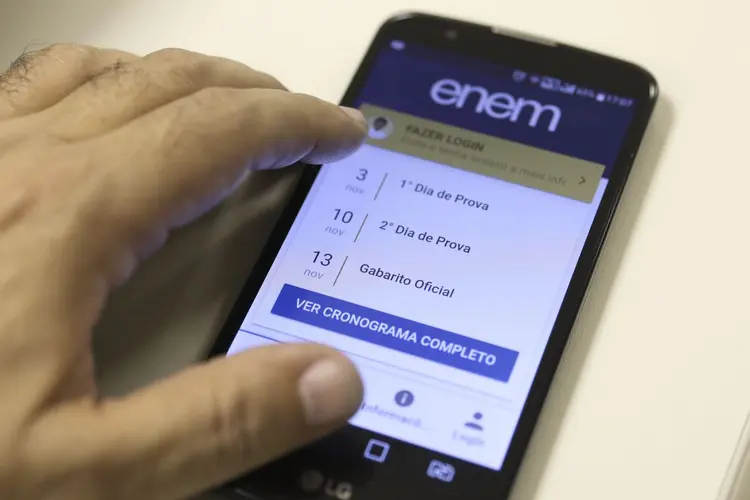 Enem: cerca de 5,1 milhões de pessoas estão inscritas para o exame em 2019 (Marcello Casal Jr/Agência Brasil)