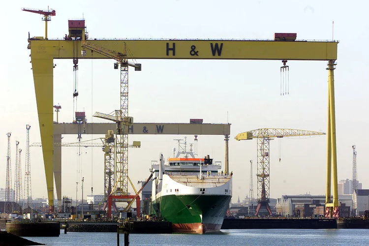 Harland &amp; Wolff: estaleiro que construiu o Titanic foi vendido a grupo britânico  (Arquivo/Reuters)