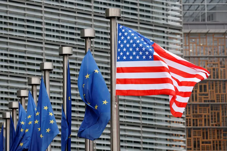 Estados Unidos e União Europeia: norte-americanos devem impor tarifas sobre europeus (Francois Lenoir/Reuters)