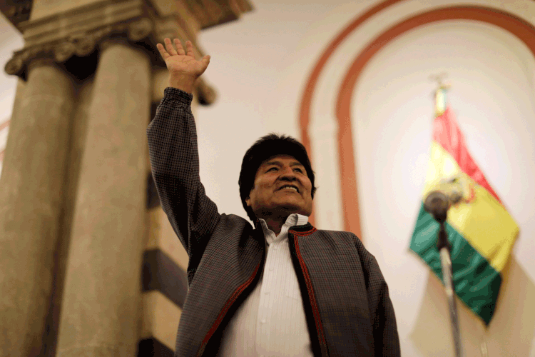 Evo Morales: presidente anunciou uma "reunião de emergência" na segunda-feira com os sindicatos que o apoiam para "planejar a defesa da democracia" (Ueslei Marcelino/Reuters)