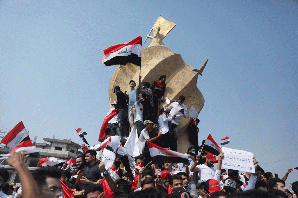 Após calma nos protestos, iraquianos voltam às ruas contra políticos