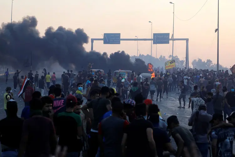 Iraque: país passa por onda de protestos desde a última terça-feira (Thaier Al-Sudani/Reuters)