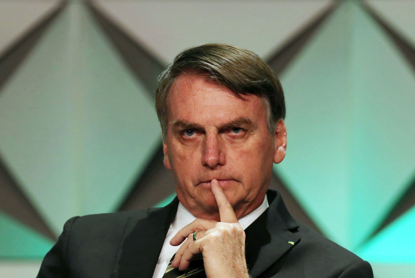 Bolsonaro pegou os registros das ligações da portaria de seu condomínio