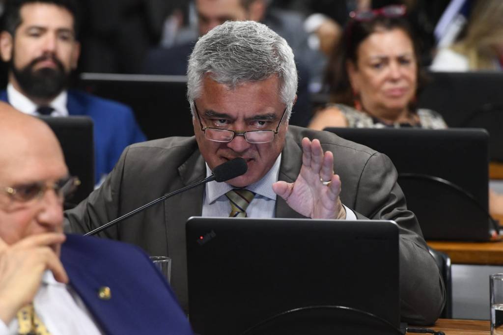 Major Olimpio pedirá destituição do diretório comandado por Eduardo