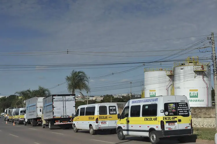 O transporte irregular de passageiros terá punição mais grave (Marcello Casal Jr/Agência Brasil)