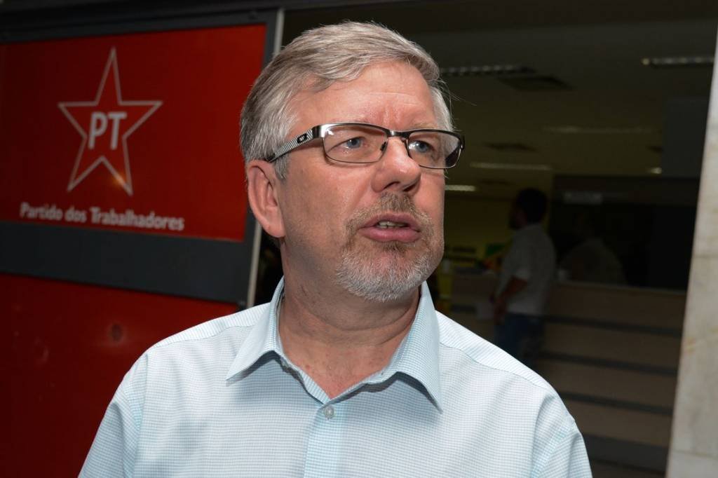 Marco Maia: ex-deputado era o presidente da CPMI da Petrobras em 2014 (Valter Campanato/Agência Brasil)