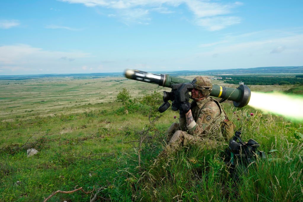 EUA aprovam venda de mísseis à Ucrânia mencionada em telefonema
