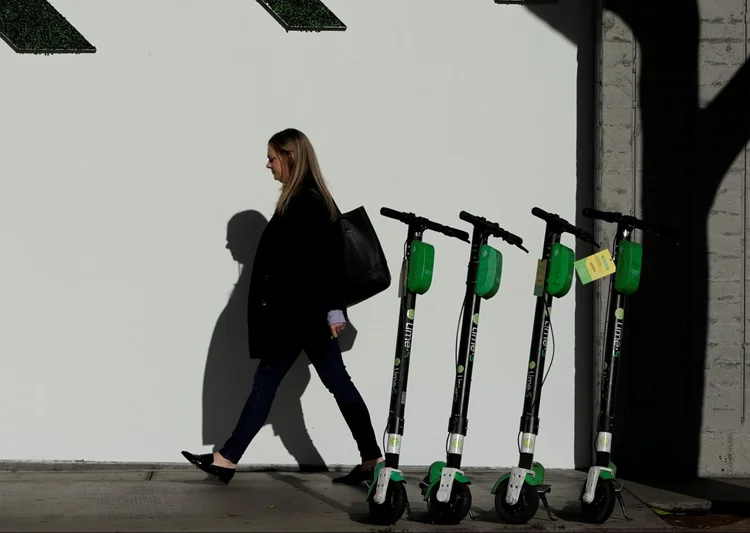 Lime: empresa deixa o Brasil seis meses colocar suas patinetes em vias paulistas e cariocas (Mike Blake/Reuters)