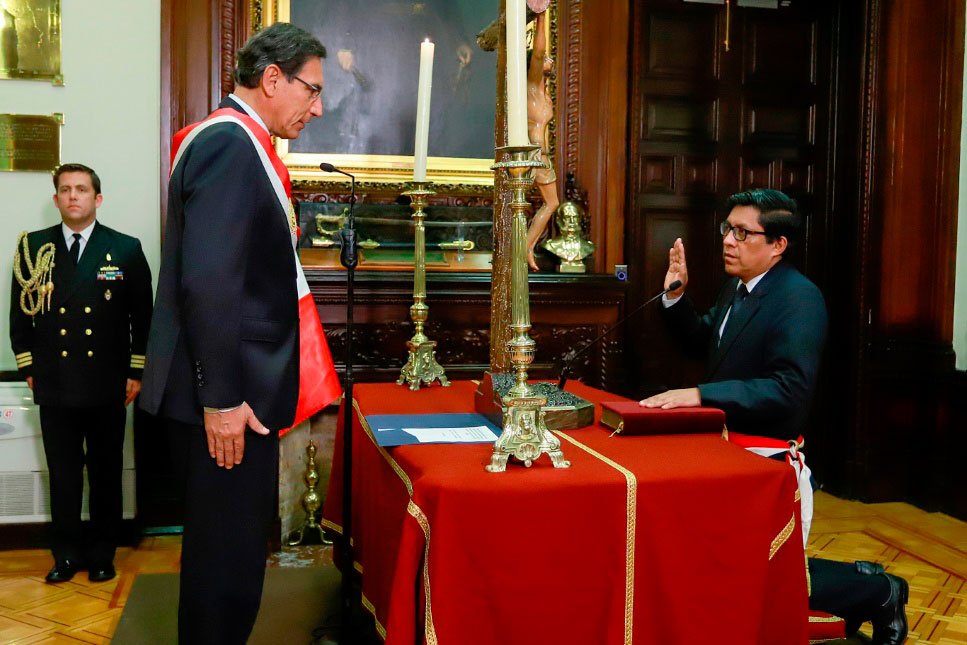 Governo do Peru afirma que renúncia de vice-presidente é inválida