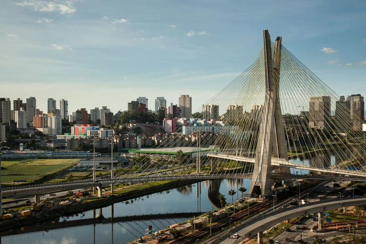 São Paulo: questionados sobre o orgulho que sentem por viverem na cidade, 38% declararam sentir muito orgulho e 41%, pouco (AlbertoChagas/Getty Images)