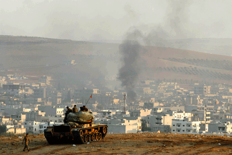 Turquia: Forças da Síria Democrática (FSD) anunciaram a morte de ao menos 9 pessoas, entre elas 2 crianças (Stringer / Freelancer/Getty Images)