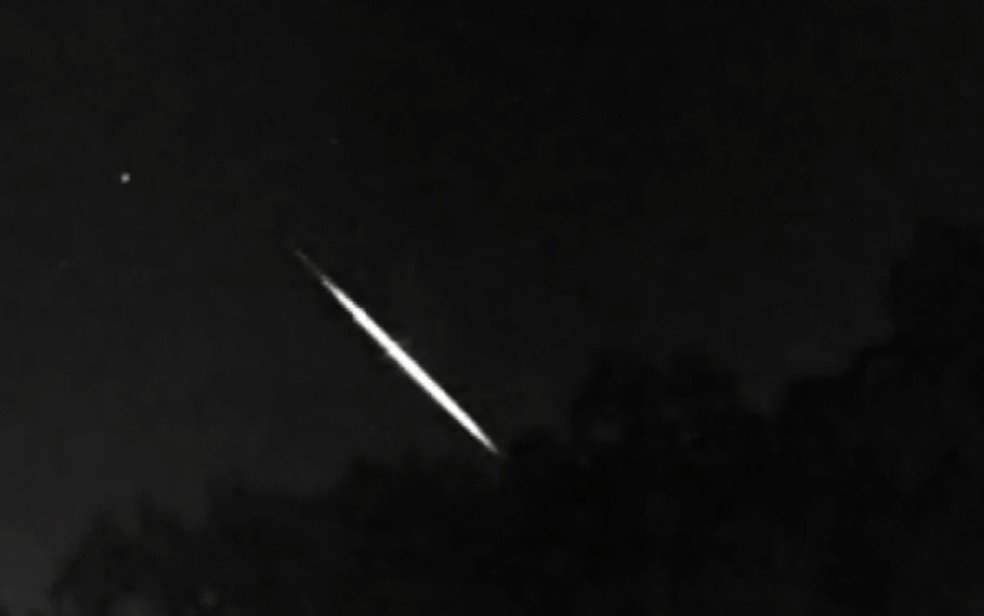 Meteoro: fenômeno é comum e foi gravado em 13 câmeras diferentes (Observatório de Campinas/Divulgação)