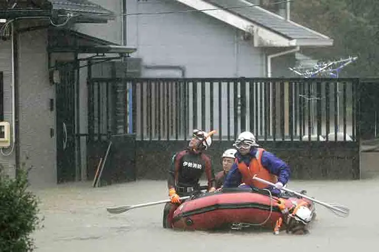 Tufão Hagibis: área residencial é inundada no centro do Japão. (Kyodo/via REUTERS/Reuters)