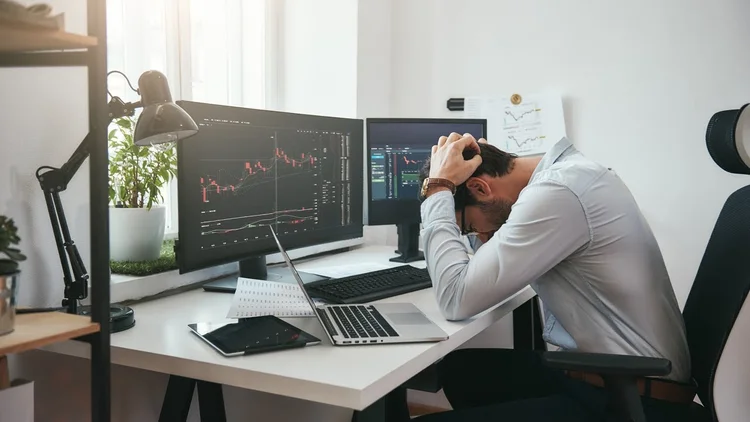 Bolsa: Ibovespa tem maior queda mensal em XX meses e decepciona otimismo de investidores (Getty Images/Getty Images)