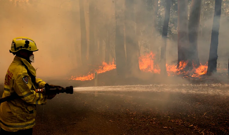 Austrália: metade dos focos de incêndio estão fora do controle, informaram autoridades (Darren Pateman/Reuters)