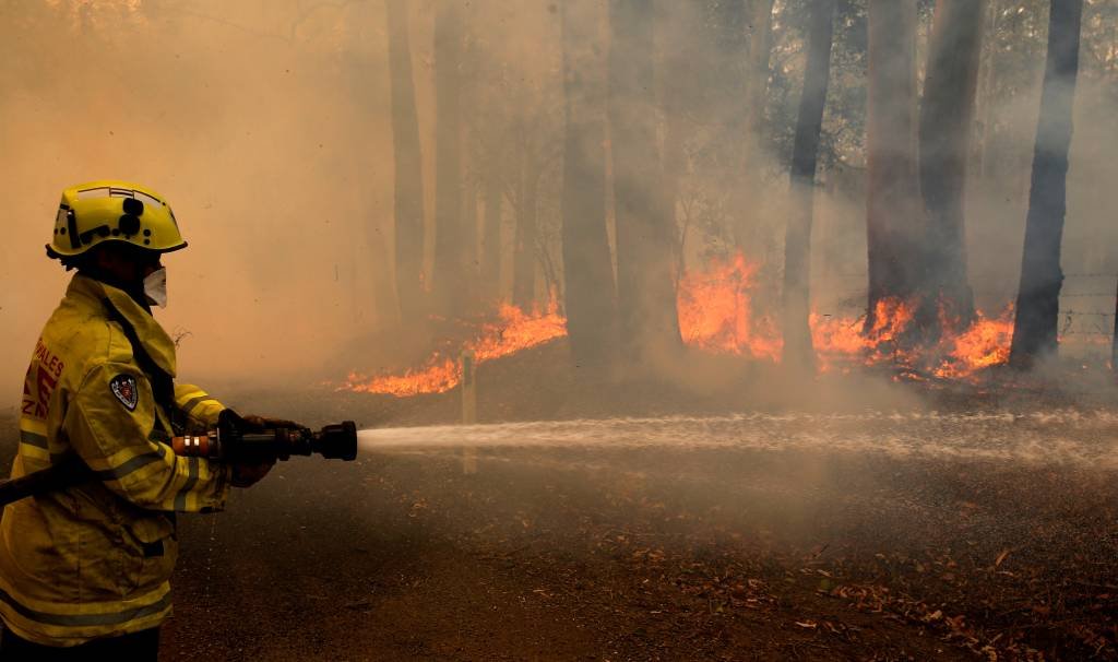 Mais de 150 incêndios florestais atingem o leste da Austrália