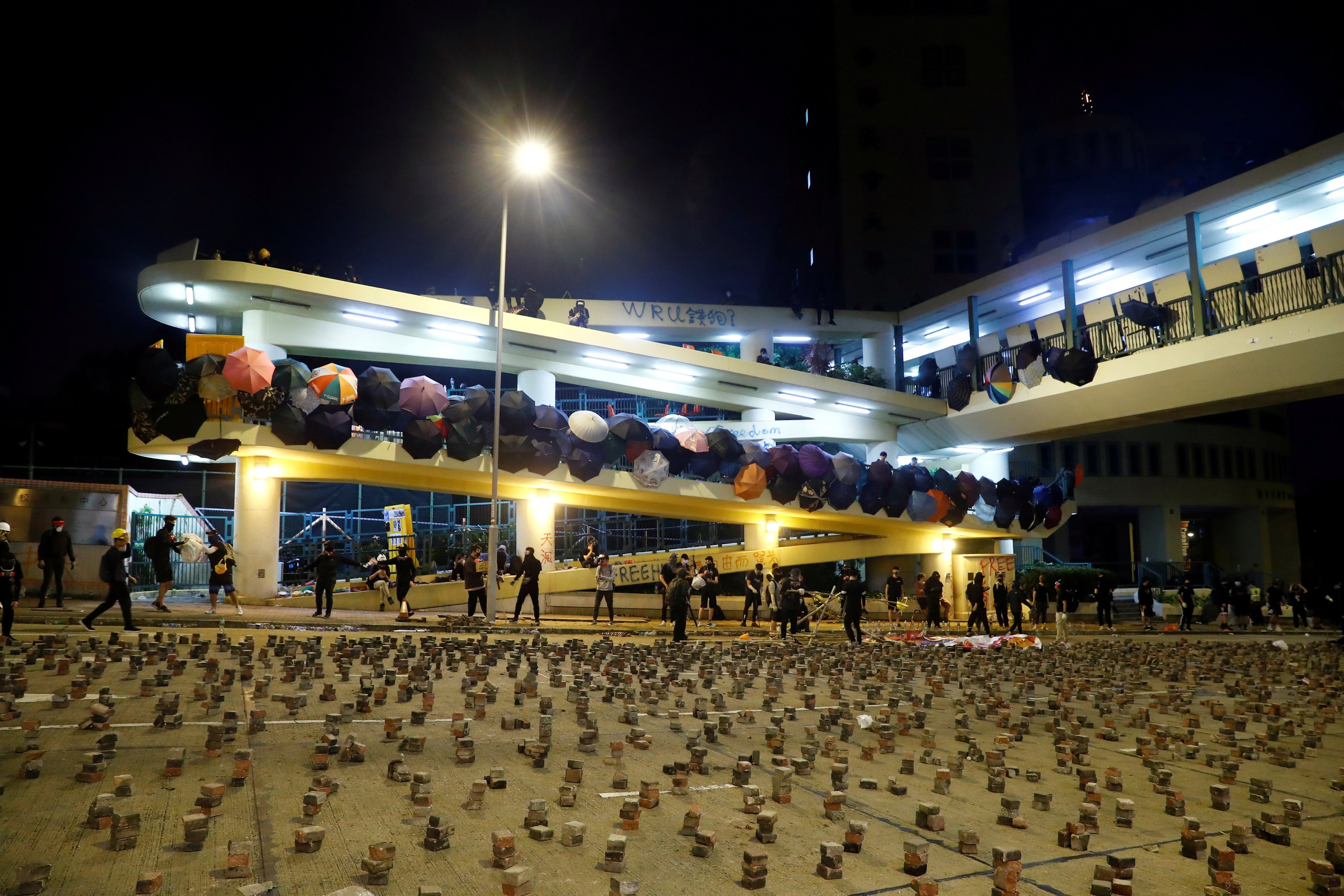 Escolas e universidades fecham em Hong Kong pelo quarto dia consecutivo