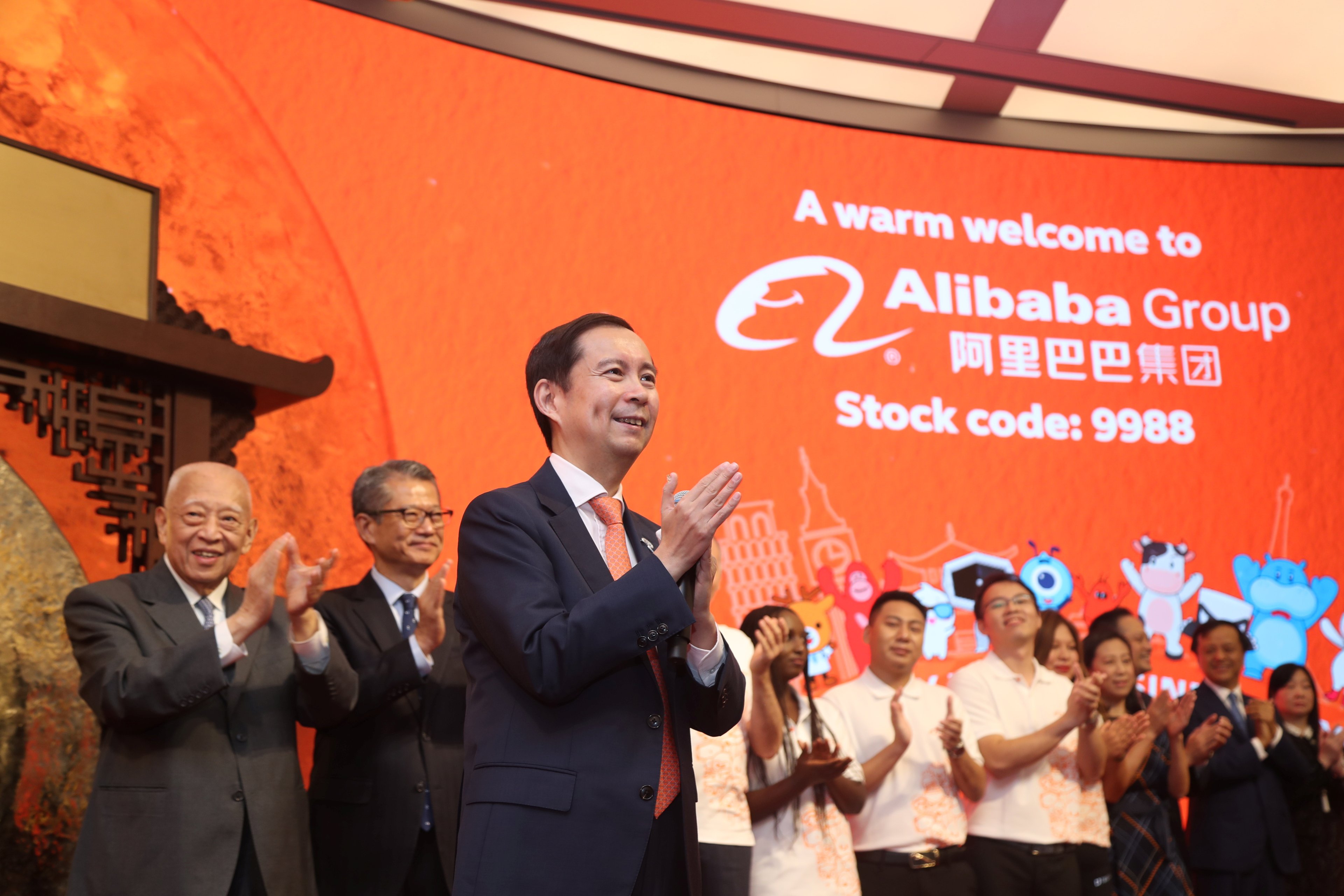 Alibaba abre capital em Hong Kong e acelera expansão