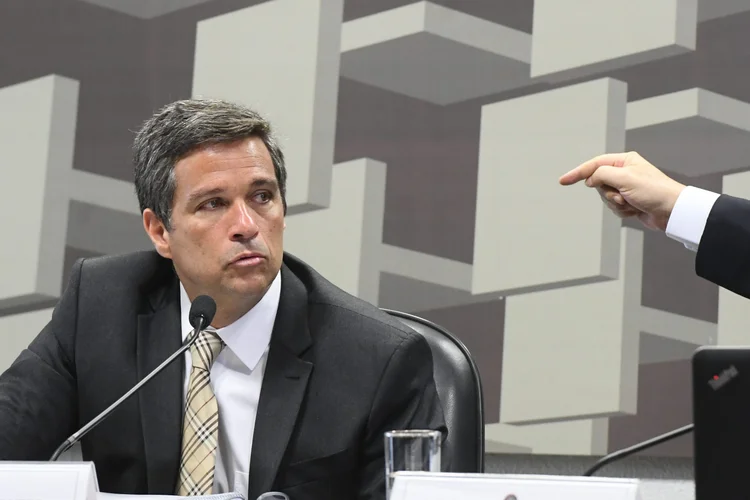 Comissão de Assuntos Econômicos (CAE) realiza audiência pública com o presidente do Banco Central, Roberto Campos Neto, para discutir política monetária (Marcos Oliveira/Agência Senado)