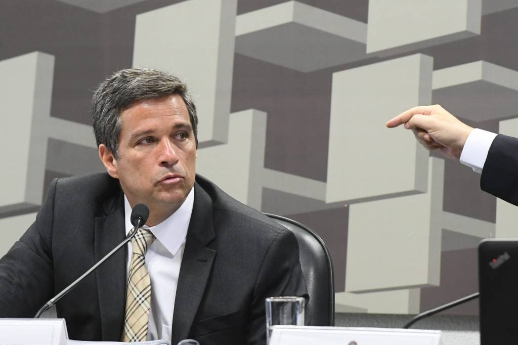 Frustração com cessão onerosa fez dólar subir, diz Campos Neto