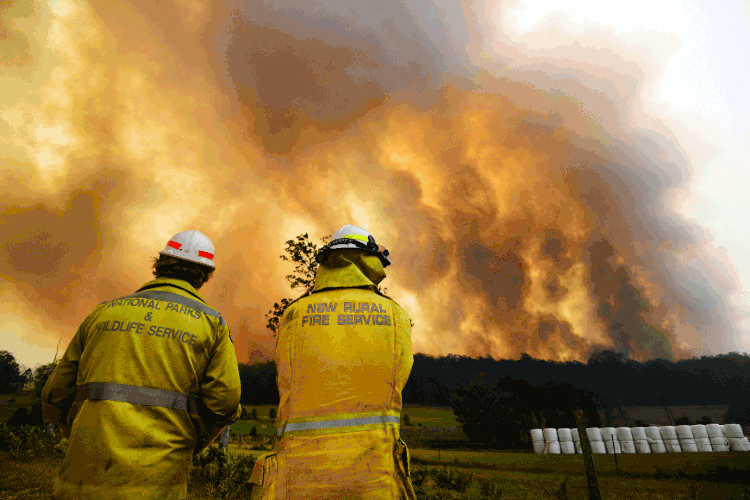 Incêndios: autoridades da Austrália declararam estado de emergência em parte do leste do país nesta terça-feira (AAP Image/Dan Peled/Reuters)