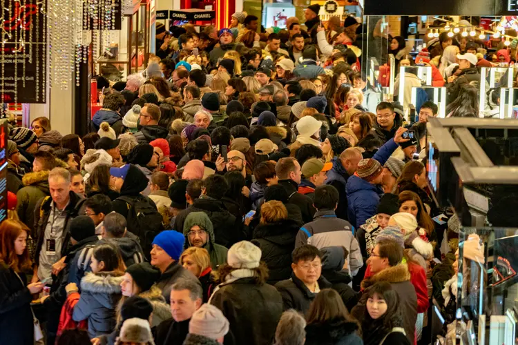 Black Friday: antes de ser conhecida como dia de compras, a data era marcada pelo caos e pelo trânsito nos EUA (David Dee Delgado/Getty Images)