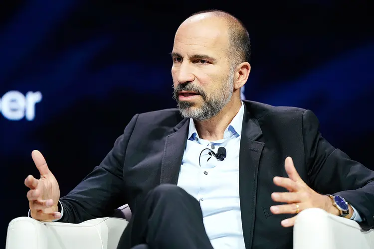 Dara Khosrowshahi: "Eu disse algo no momento em que não acredito" (Leigh Vogel / Colaborador/Getty Images)