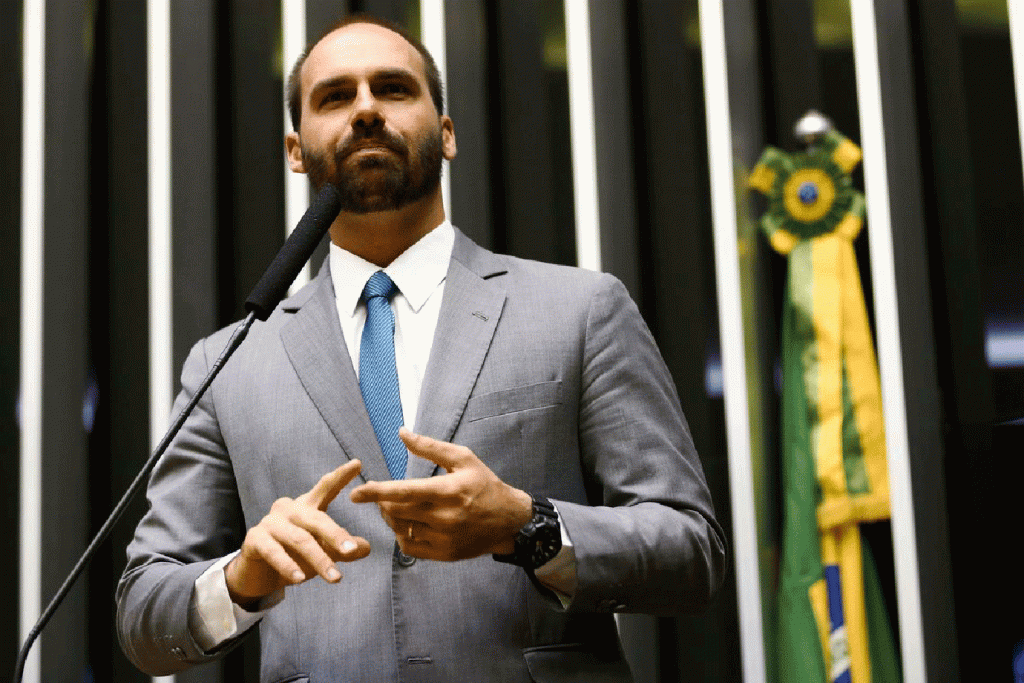Eduardo: dirigentes ligados a Bivar avaliam que "há elementos suficientes" para que o filho de Bolsonaro perca o mandato parlamentar (Marcelo Camargo/Agência Brasil)