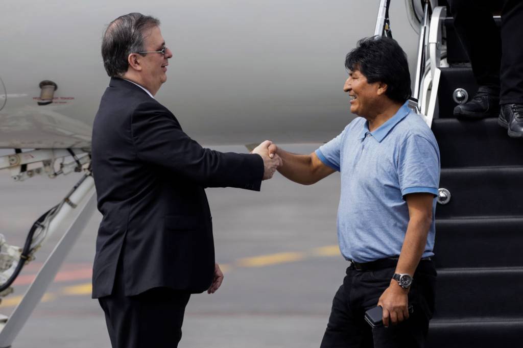 Brasil discorda de que há golpe na Bolívia, diz Itamaraty