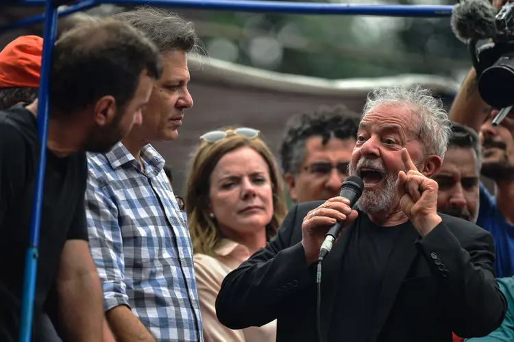 Freixo e Lula: ex-presidente petista, solto semana passada, elogiou o trabalho de Freixo (G/Getty Images)