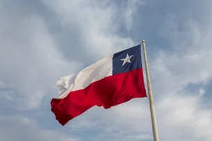 Equipes encontram restos de um dos trabalhadores presos em mina no Chile