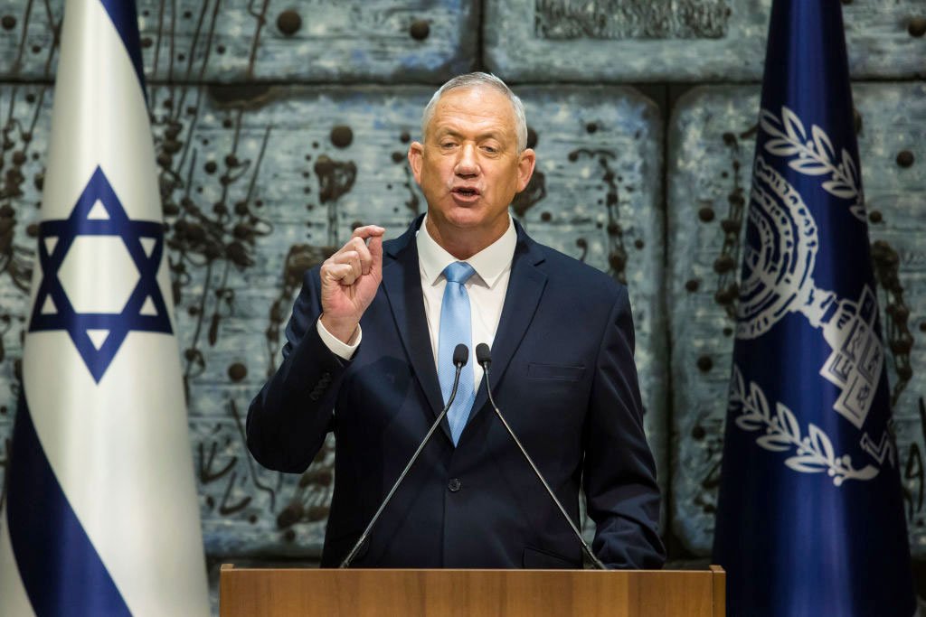 Partido de opositor de Netanyahu propõe dissolução do Parlamento israelense