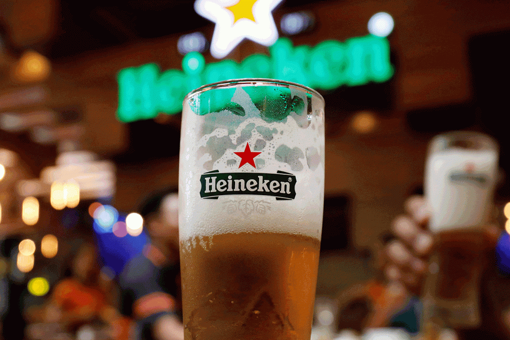 Heineken: cerveja se expandiu para se tornar a segunda maior cervejaria do país em 2017 (Kham/File Photo/Reuters)