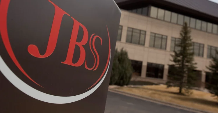 JBS: ambientalistas orientam investidores a não comprarem ações de frigoríficos brasileiros (JBS/Divulgação)