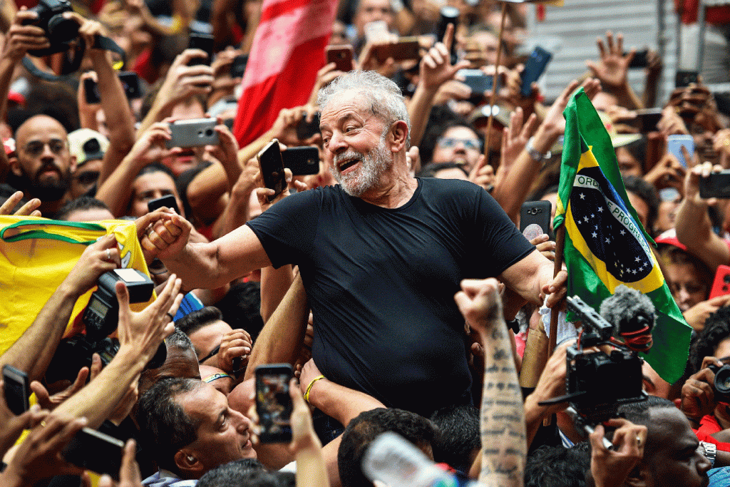 Maioria da população considera justa a soltura de Lula, diz Datafolha