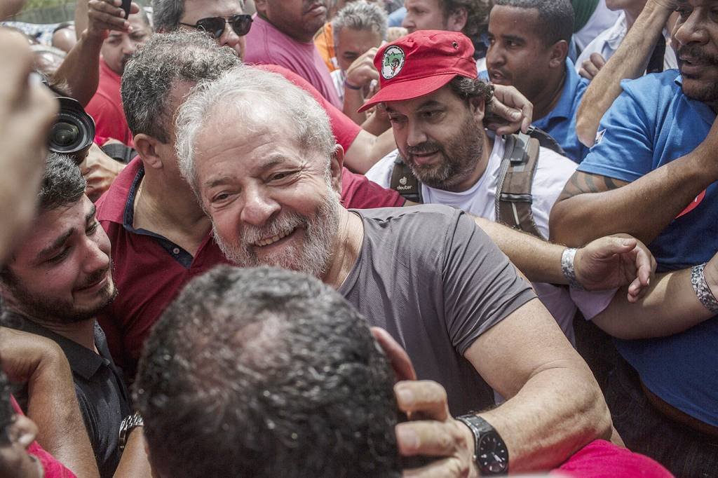 Lula: o recurso vem um dia após o Supremo Tribunal Federal (STF) derrubar a prisão depois de condenação em segunda instância, por 6 votos a 5 (Dado Galdieri/Bloomberg)