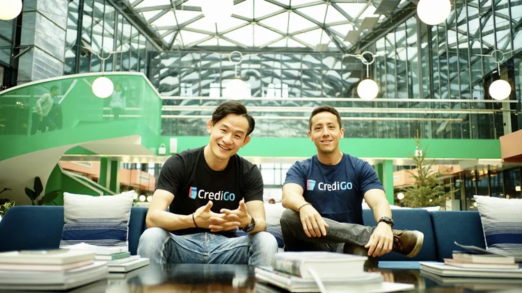 Stone Zheng e Bruno Chan, fundadores da CrediGO: 250.000 usuários em aplicativo que conecta contas bancárias e cartões para organizar finanças  (CrediGO/Divulgação)