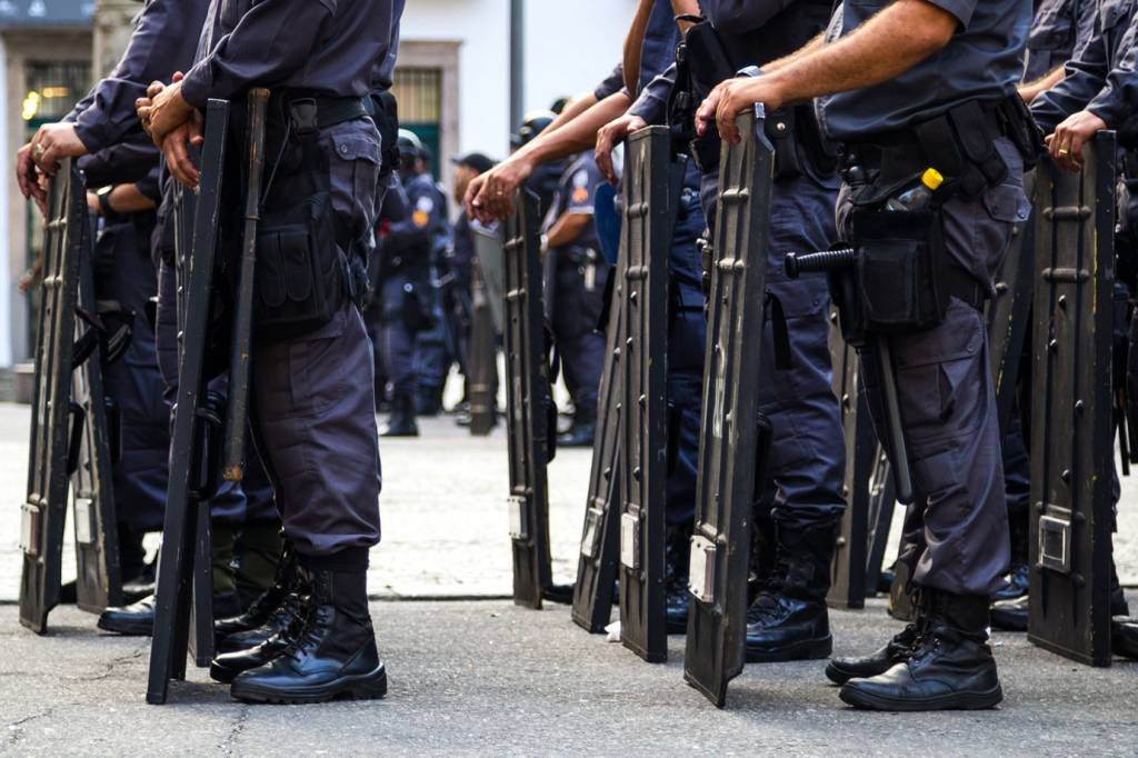 Policiais do Mercosul poderão atravessar fronteiras para pegar criminosos