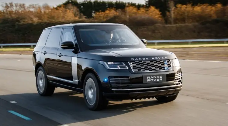 Land Rover: segundo a fabricante, funcionários de fábricas não serão afetados (Rand Rover/Divulgação)