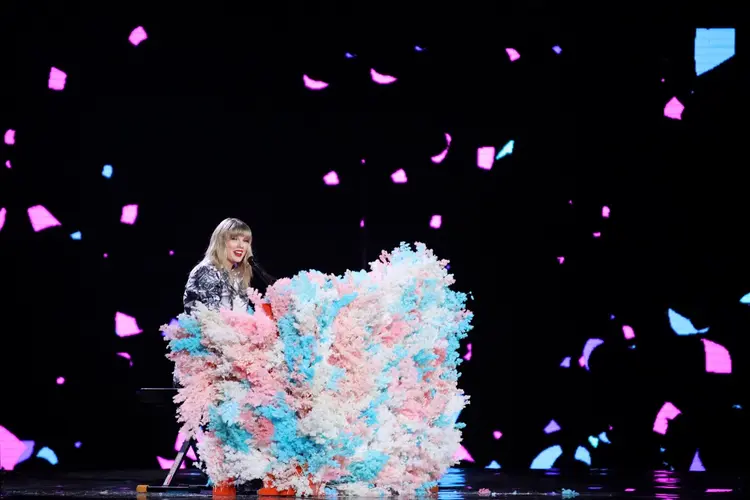 Taylor Swift durante show: cantora só veio uma vez para o Brasil em evento privado (Stringer/Reuters)